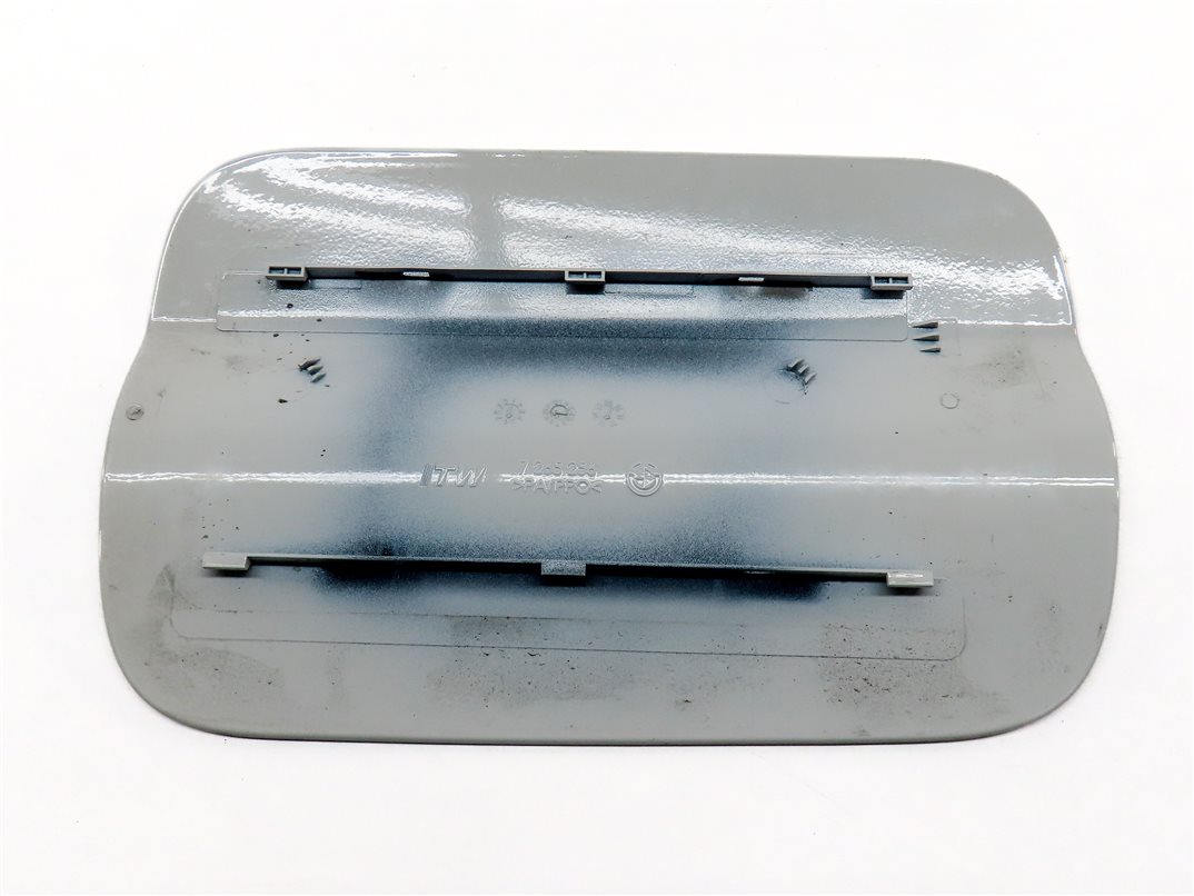 Thumbnail 3: 11-17 BMW X3 (F25) FUEL TANK DOOR LID COVER TRIM w/o HOUSING (White)