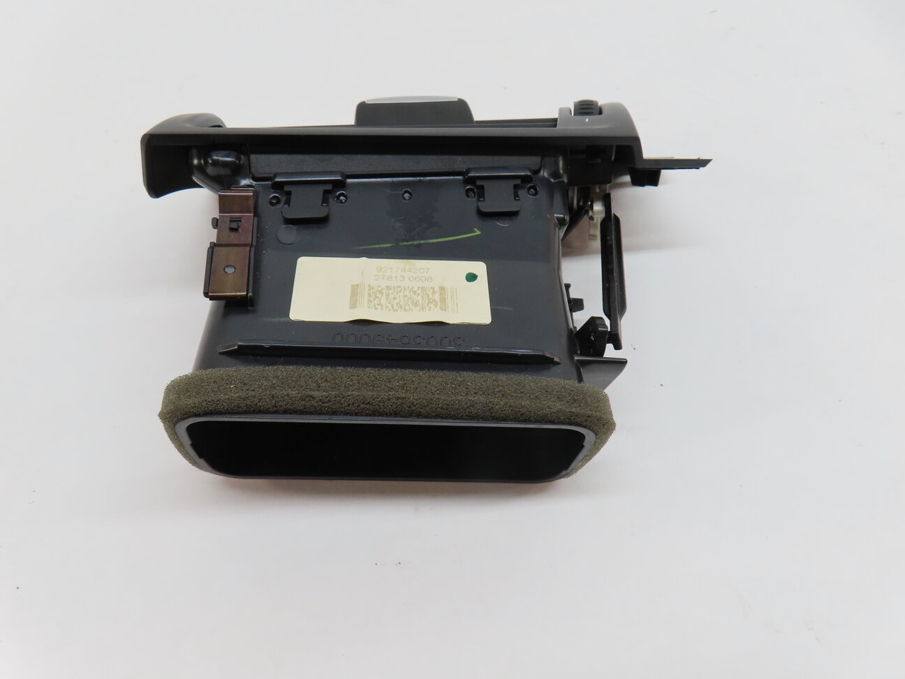 Thumbnail 4: 2014 BMW X3 (F25) FRONT RIGHT PASSENGER DASH HEAT AIR AC HVAC VENT (Black)