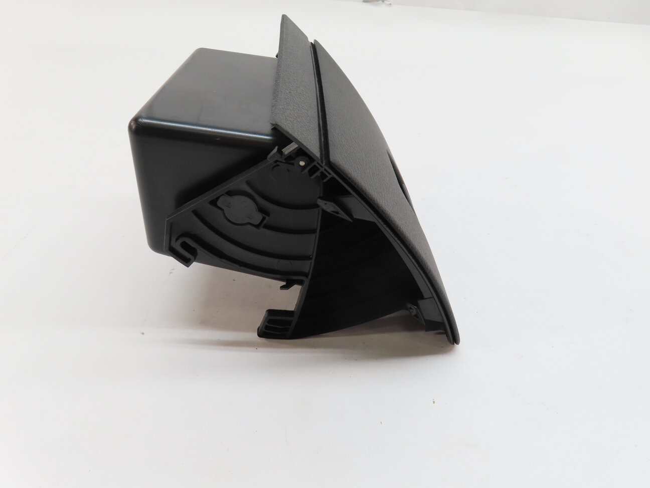 Thumbnail 4: 2014 BMW X3 (F25) FRONT LEFT DRIVER DASH STORAGE COMPARTMENT BIN TRAY (BLACK)
