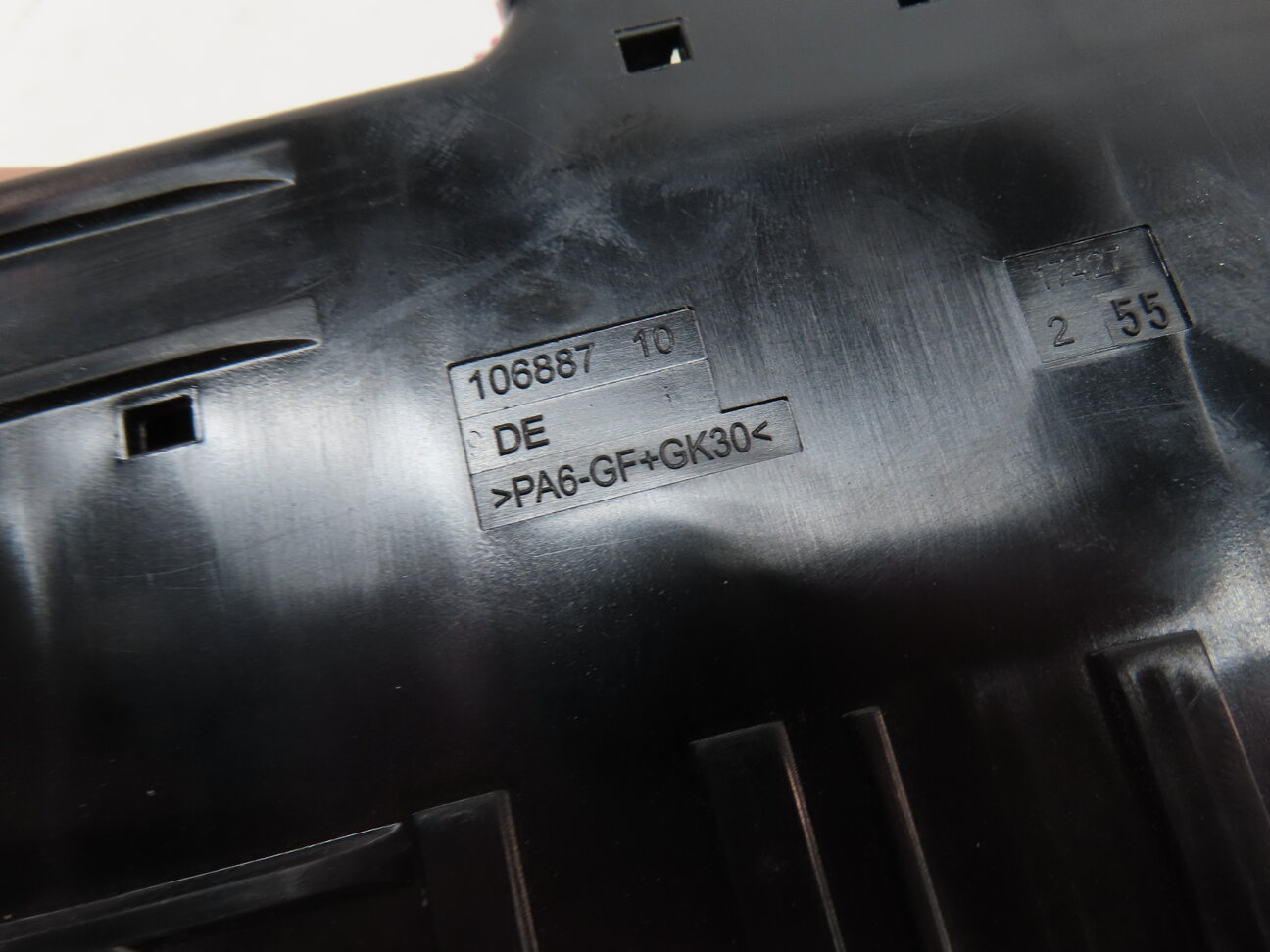 Thumbnail 6: 2014 BMW X3 (F25) 3.0L (N55) ENGINE POSITIVE BATTERY POWER DISTRIBUTION PLATE