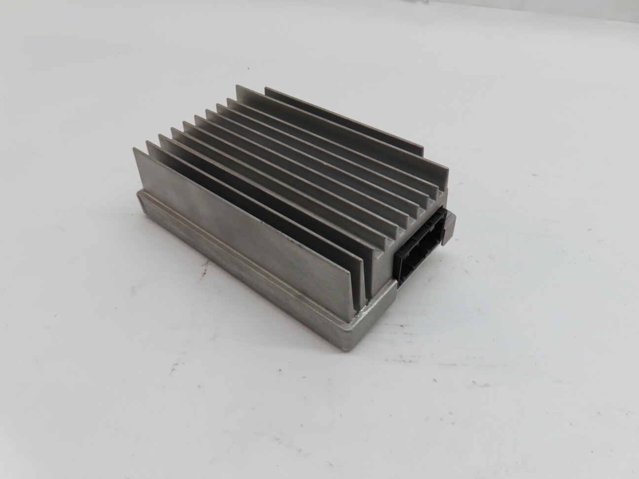 2011-2014 BMW X3 (F25) RADIO STEREO HiFi AUDIO AMP AMPLIFIER (LEAR)