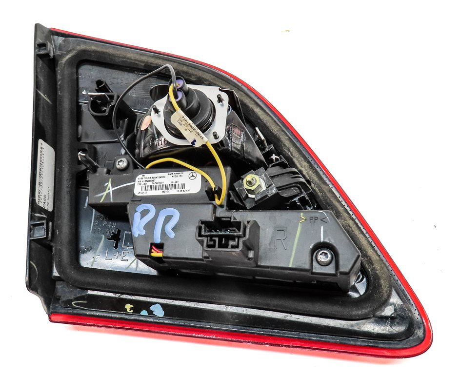 Thumbnail 4: 12-15 MERCEDES ML CLASS (W166) RIGHT PASSENGER REAR INNER TAILLIGHT LIGHT LAMP