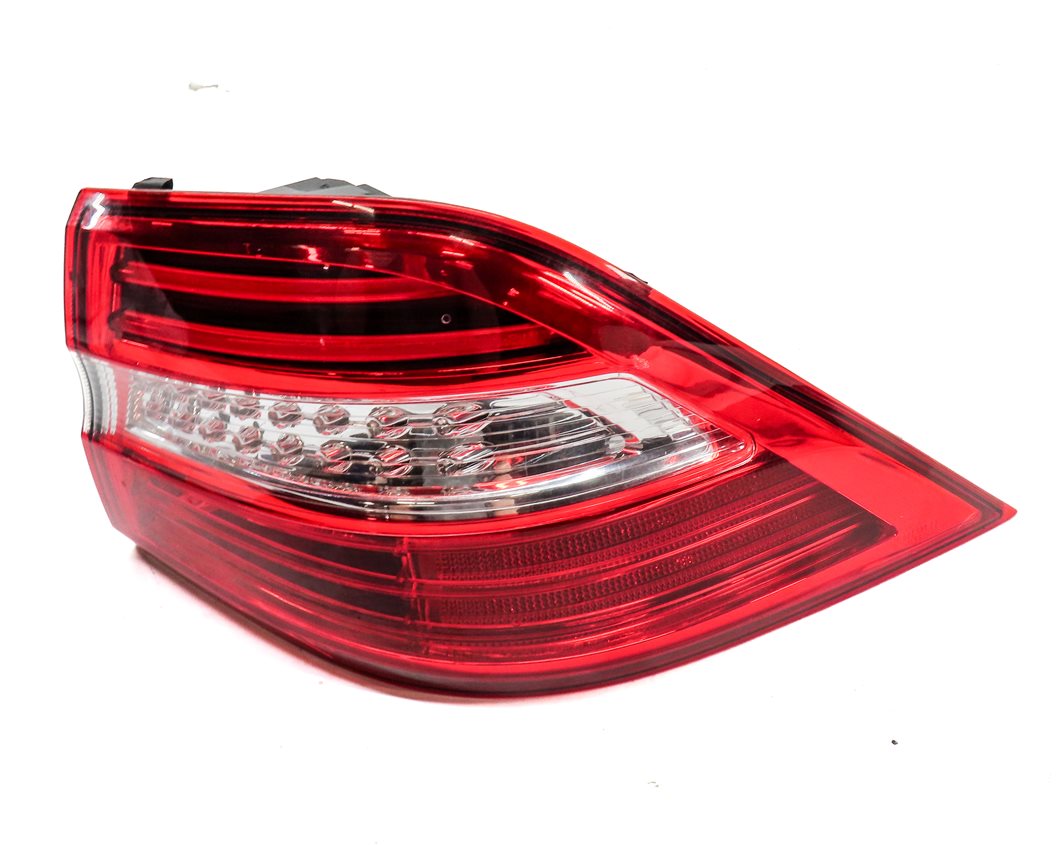 Thumbnail 2: 12-15 MERCEDES ML-CLASS (W166) REAR RIGHT PASSENGER LED TAILLIGHT BRAKE LIGHT