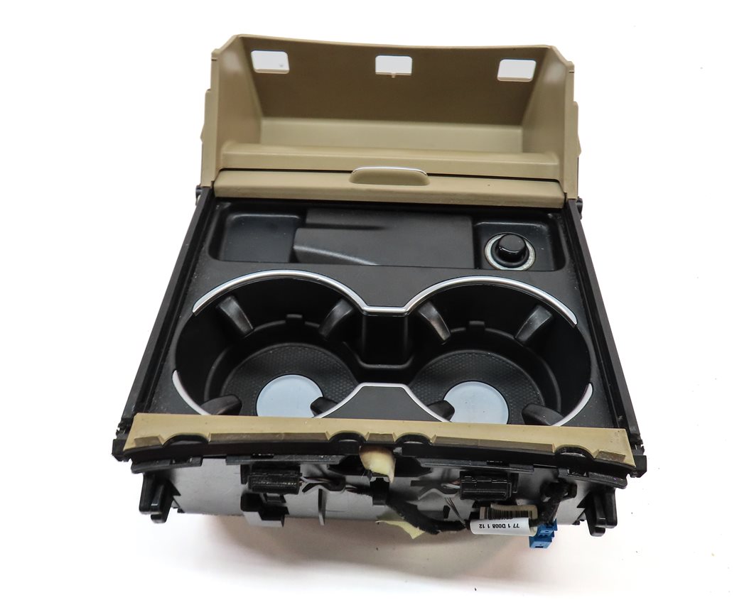 Thumbnail 7: 12 MERCEDES ML550 W166 FRONT CENTER CONSOLE CUPHOLDER ASHTRAY 12V SOCKET (BEIGE)