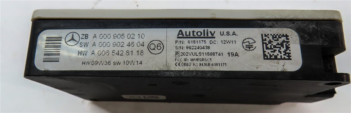 Thumbnail 4: 2012 MERCEDES ML550 (W166) REAR DRIVER ASSIST BLIND SPOT RADAR SENSOR MODULE