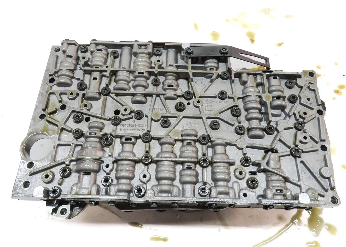 Thumbnail 6: 2012 MERCEDES ML550 (W166) 4.6L AUTOMATIC TRANSMISSION 722.909 VALVE BODY BLOCK