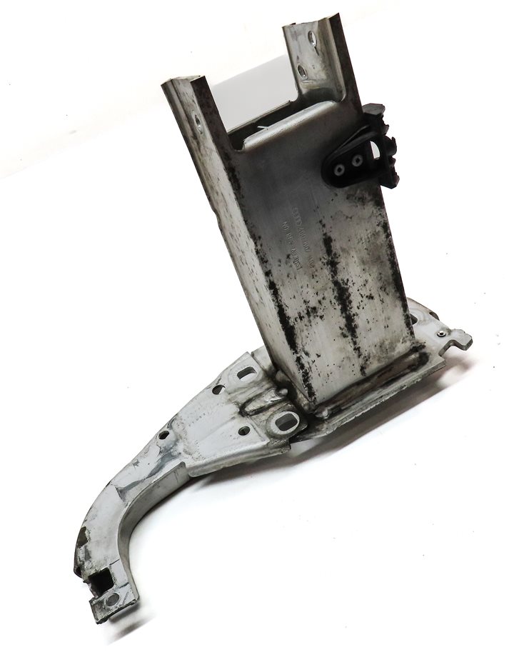 Thumbnail 3: 12-18 AUDI A6 A7 S6 S7 RS7 (C7 4G8) FRONT RIGHT PASSENGER BUMPER MOUNT BRACKET
