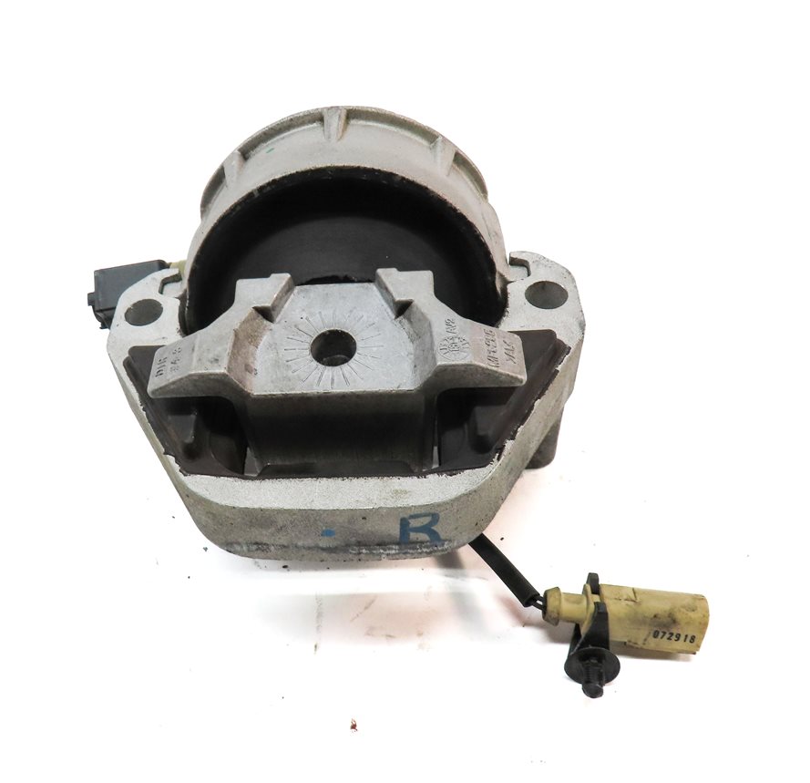 Thumbnail 2: 2012 AUDI A6 (C7) 3.0L SUPER (CGXB) FRONT RIGHT PASSENGER ENGINE MOTOR MOUNT