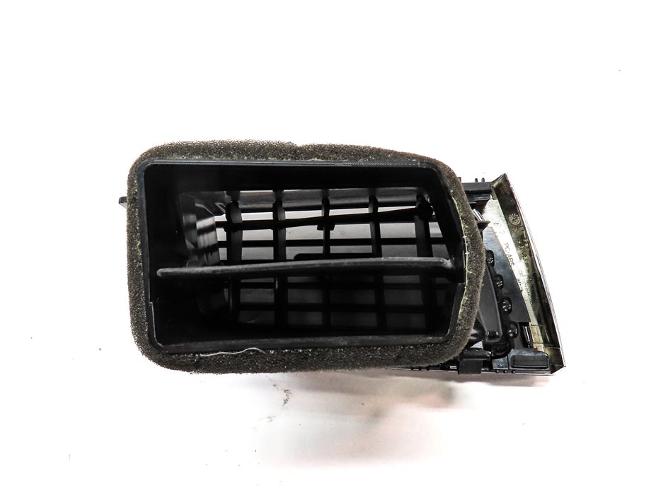 Thumbnail 4: 2012 AUDI A6 (C7) FRONT RIGHT PASSENGER DASH HEAT AIR AC HVAC VENT (Black)