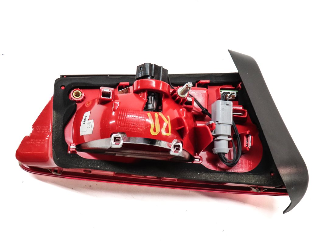 Thumbnail 5: 2012-2015 AUDI A6 S6 (C7) RIGHT PASSENGER TRUNK INNER TAILLIGHT LIGHT LAMP (LED)