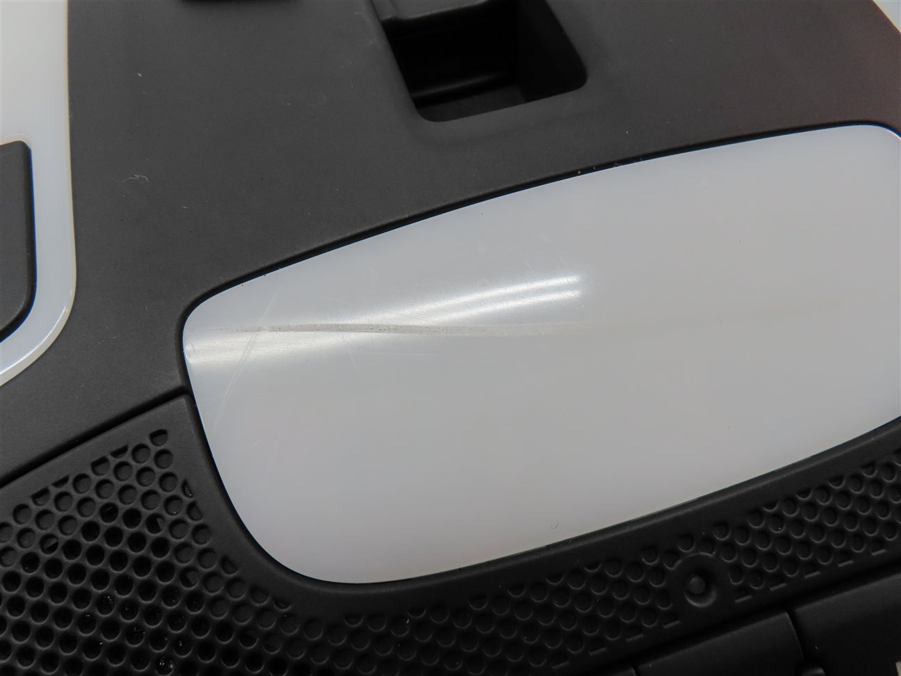 Thumbnail 10: 2012 AUDI A6 (C7) FRONT INTERIOR OVERHEAD DOME LIGHT LAMP SUNROOF SWITCH (Black)