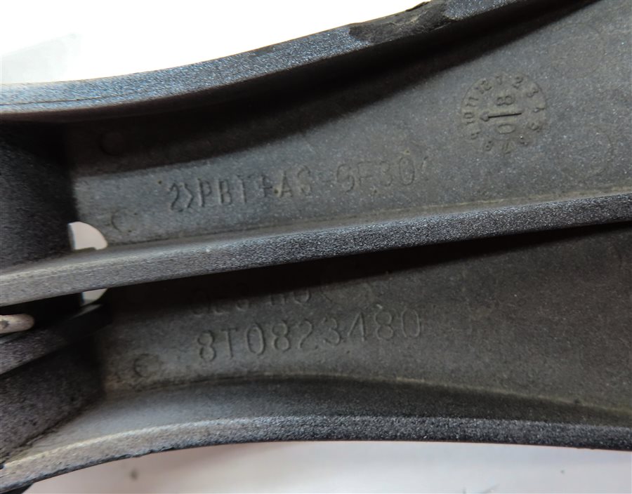 Thumbnail 7: 16 AUDI A4 (B8 8K) FRONT HOOD BONNET LID SAFETY HOOK CATCH LATCH RELEASE HANDLE