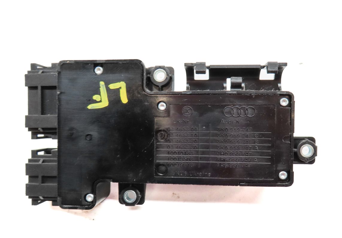 Thumbnail 8: 2016 AUDI A4 (B8 8K) FRONT LEFT DRIVER SEAT POSITION LUMBAR ADJUST SWITCH