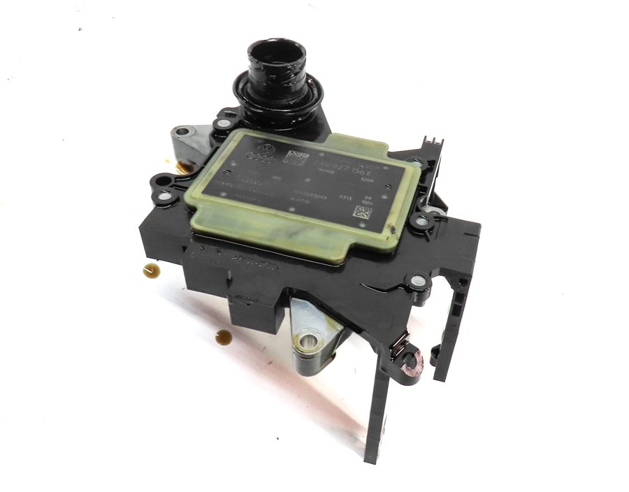 13-16 AUDI A4 (B8 8K) 2.0L FWD CVT TRANSMISSION VALVE BODY MULTI-TRONIC COMPUTER