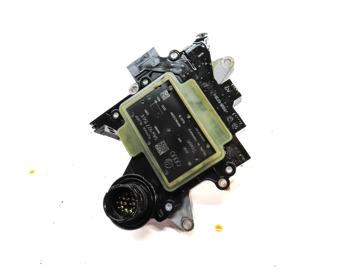 Thumbnail 4: 13-16 AUDI A4 (B8 8K) 2.0L FWD CVT TRANSMISSION VALVE BODY MULTI-TRONIC COMPUTER