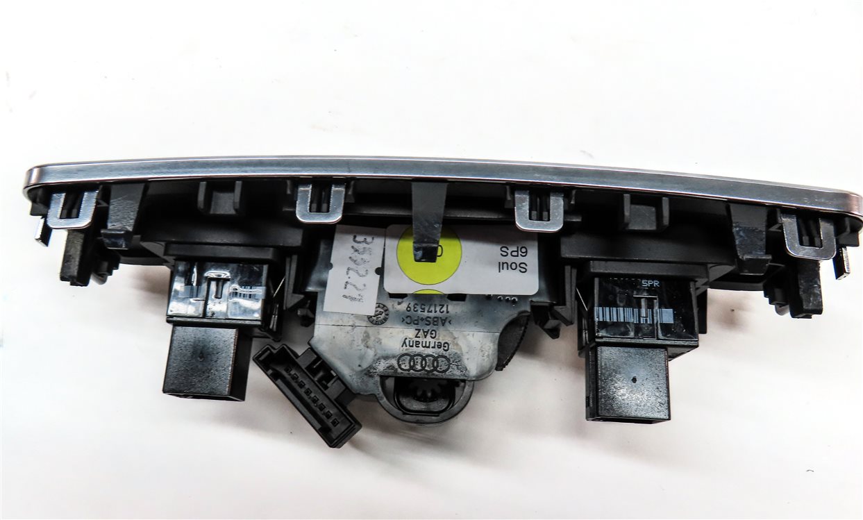Thumbnail 6: 2015 AUDI A6 (C7) REAR CENTER CONSOLE SEAT HEATER CLIMATE CONTROL PANEL