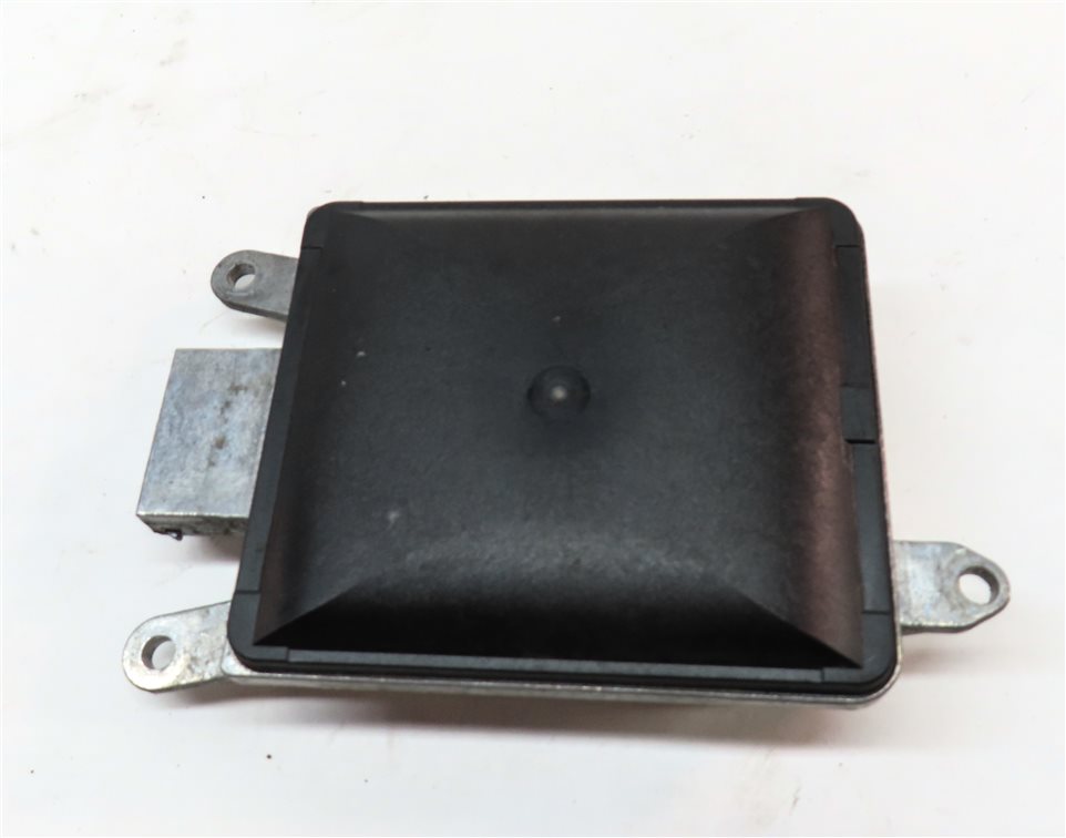 Thumbnail 5: 2012-2015 AUDI A6 S6 (C7) RIGHT PASSENGER REAR BLIND SPOT ALERT MODULE (MASTER)
