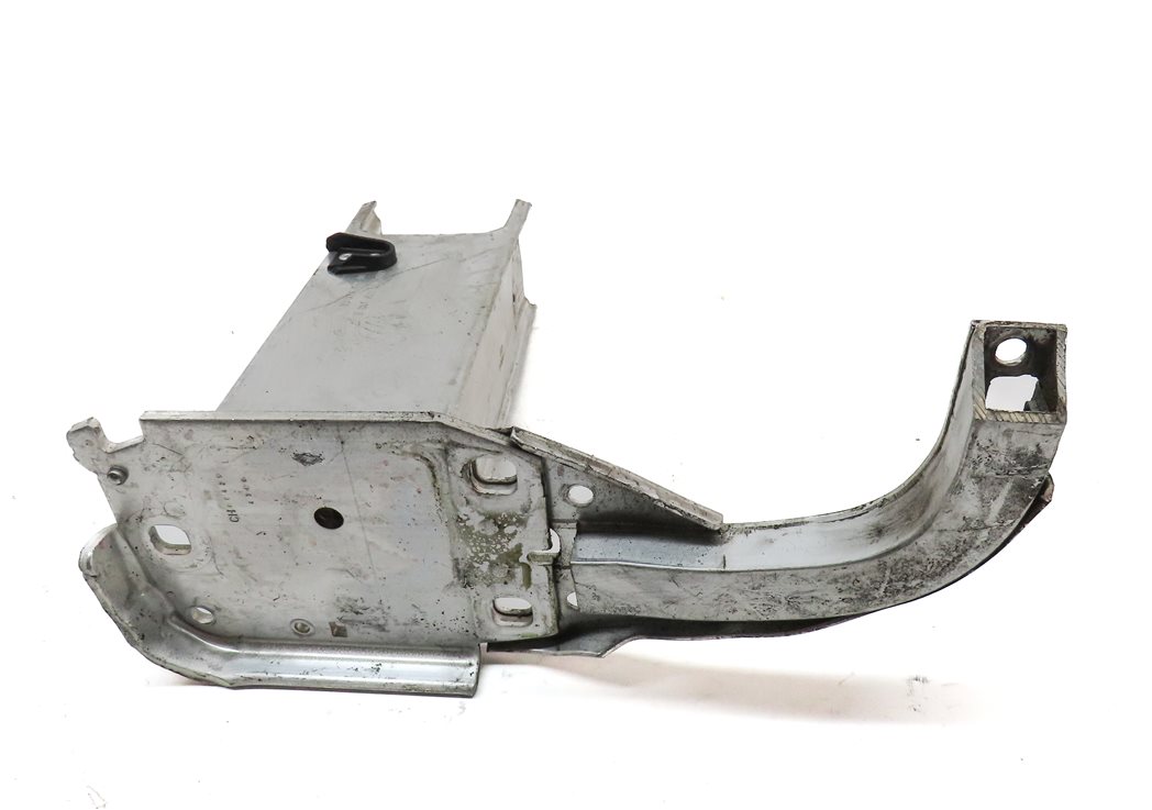 Thumbnail 5: 2012-2018 AUDI A6 A7 S6 S7 RS7 (C7 4G8) FRONT LEFT DRIVER BUMPER MOUNT BRACKET