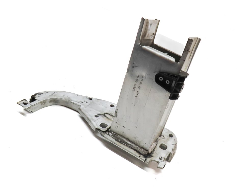 12-18 AUDI A6 A7 S6 S7 RS7 (C7 4G8) FRONT RIGHT PASSENGER BUMPER MOUNT BRACKET