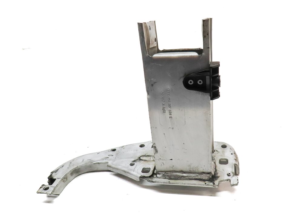 Thumbnail 2: 12-18 AUDI A6 A7 S6 S7 RS7 (C7 4G8) FRONT RIGHT PASSENGER BUMPER MOUNT BRACKET