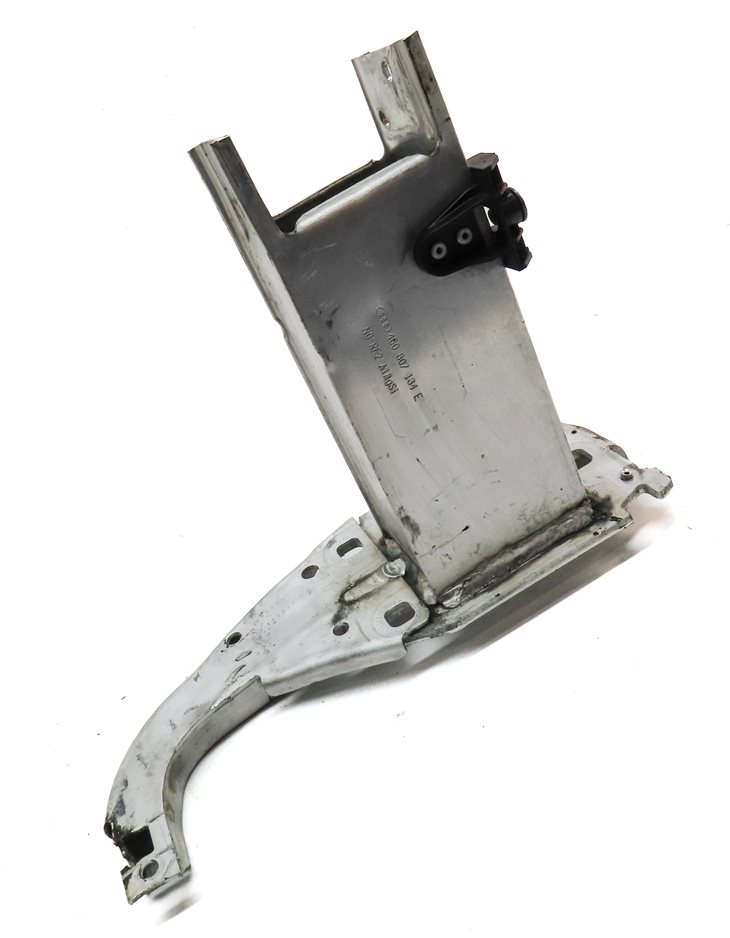 Thumbnail 3: 12-18 AUDI A6 A7 S6 S7 RS7 (C7 4G8) FRONT RIGHT PASSENGER BUMPER MOUNT BRACKET