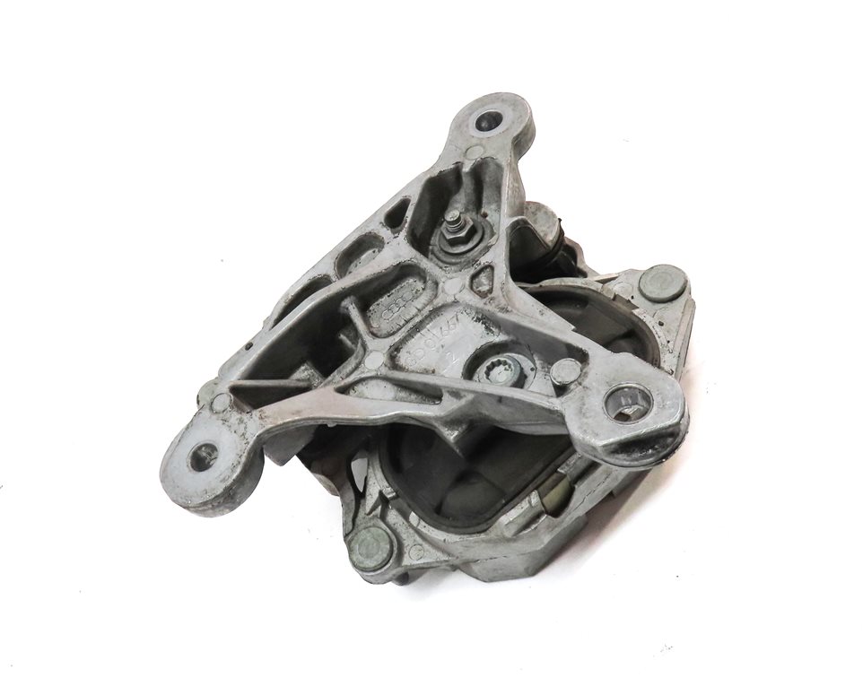Thumbnail 3: 2015 AUDI A6 (C7) 2.0L (CAED) AUTOMATIC TRANSMISSION MOUNT BRACKET