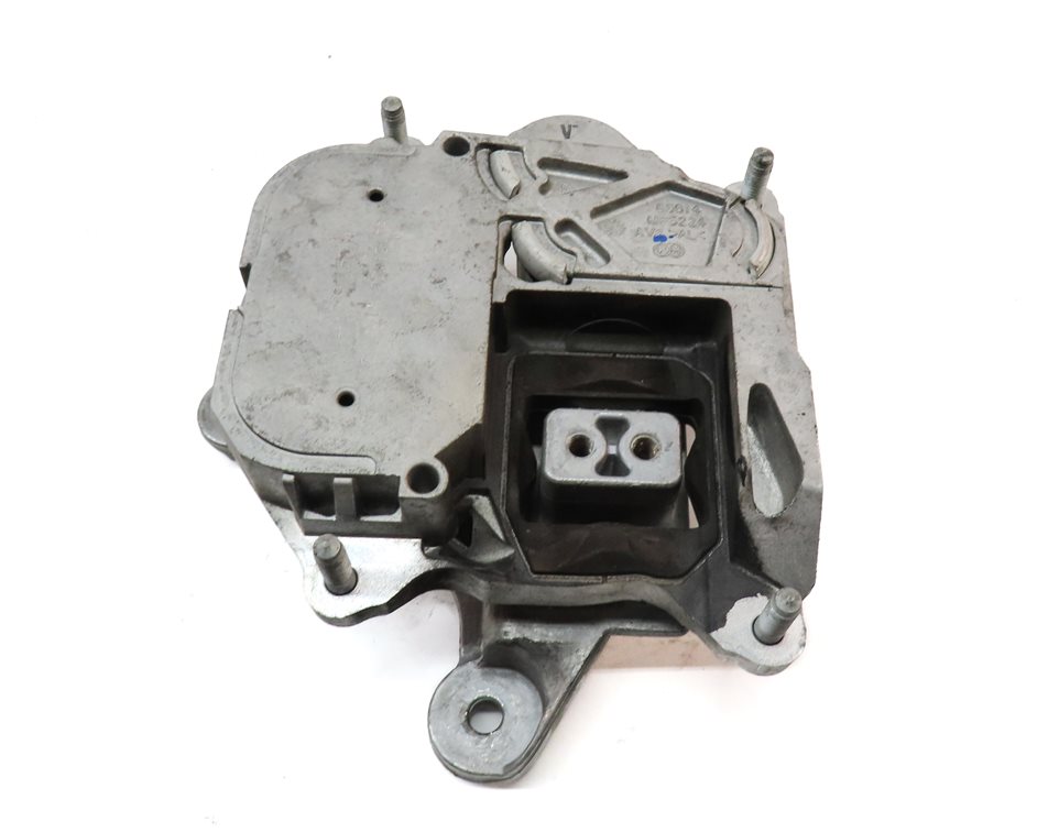 Thumbnail 6: 2015 AUDI A6 (C7) 2.0L (CAED) AUTOMATIC TRANSMISSION MOUNT BRACKET