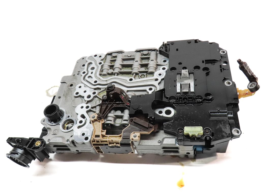 Thumbnail 2: 2014-2015 AUDI A6 (C7) 2.0L AWD QUATTRO AUTO AUTOMATIC TRANSMISSION VALVE BODY