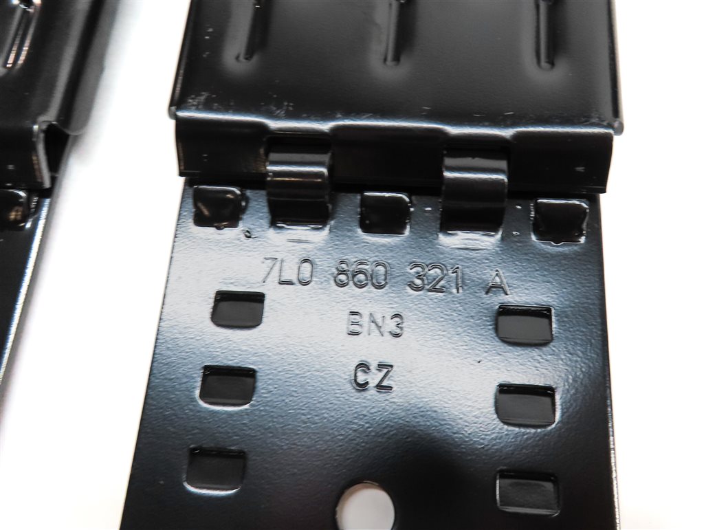 Thumbnail 9: PORSCHE 11-18 CAYENNE 958 15-23 MACAN 95B SPARE TIRE JACK & LUG WRENCH TOOL KIT