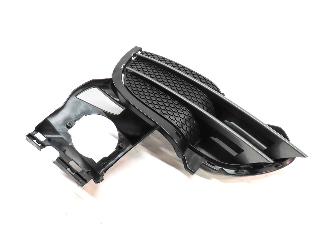 2011-2014 PORSCHE CAYENNE S (958) RIGHT FRONT PASSENGER LOWER BUMPER GRILLE TRIM