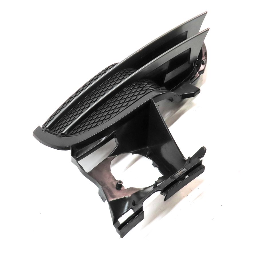 Thumbnail 3: 2011-2014 PORSCHE CAYENNE S (958) RIGHT FRONT PASSENGER LOWER BUMPER GRILLE TRIM