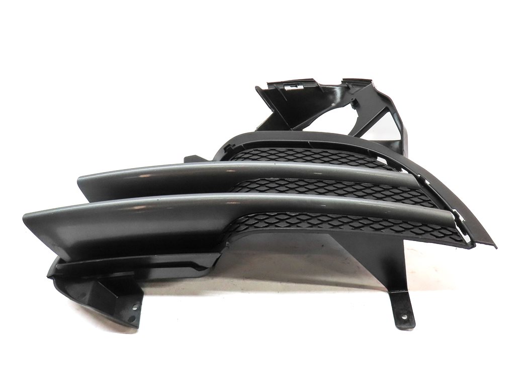 Thumbnail 4: 2011-2014 PORSCHE CAYENNE S (958) RIGHT FRONT PASSENGER LOWER BUMPER GRILLE TRIM