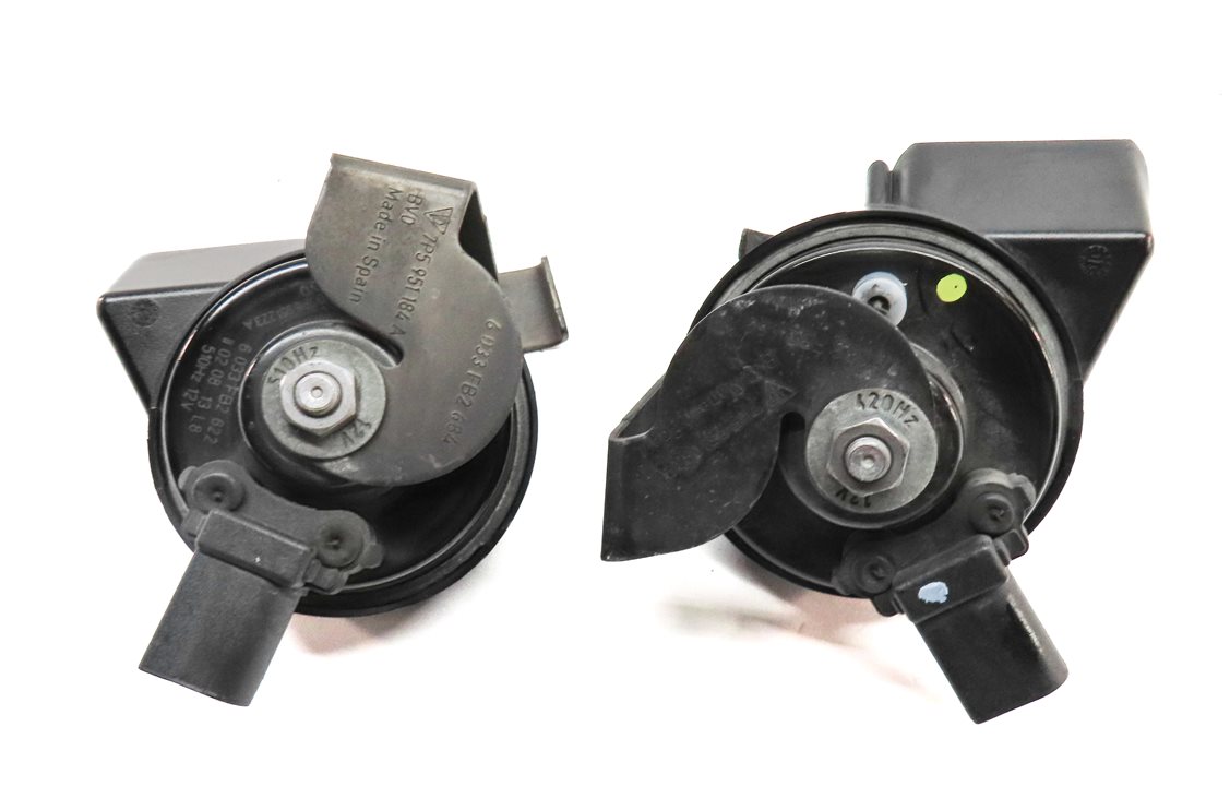 Thumbnail 4: 2011-2014 PORSCHE CAYENNE 958 HIGH & LOW TONE NOTE HORN SET/2