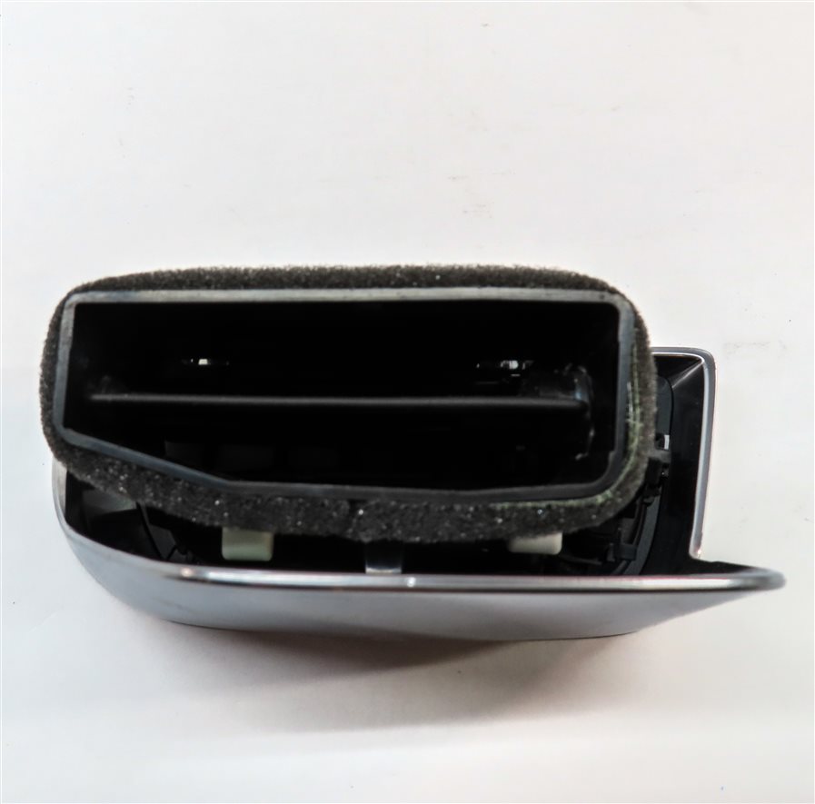 Thumbnail 4: 2014 PORSCHE CAYENNE (958) REAR RIGHT HEAT AIR AC HVAC VENT (Black)