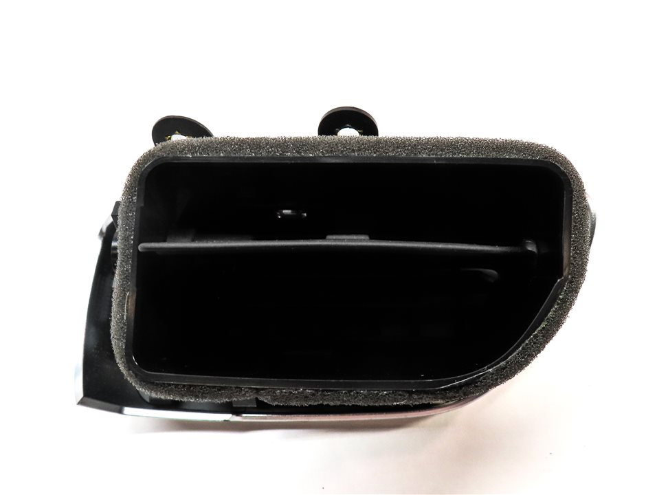Thumbnail 4: 2014 PORSCHE CAYENNE (958) FRONT RIGHT PASSENGER DASH HEAT AIR AC VENT (Black)