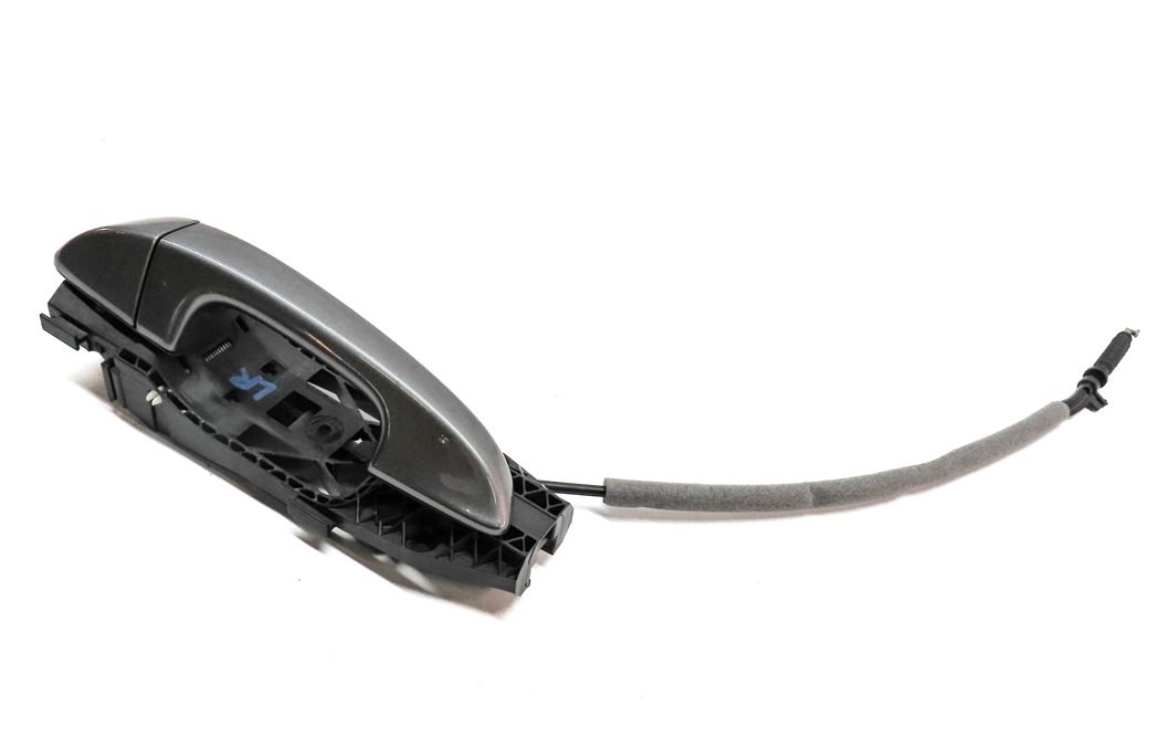 Thumbnail 3: 2011-2018 PORSCHE CAYENNE (958) REAR LEFT EXTERIOR DOOR HANDLE (Gray)
