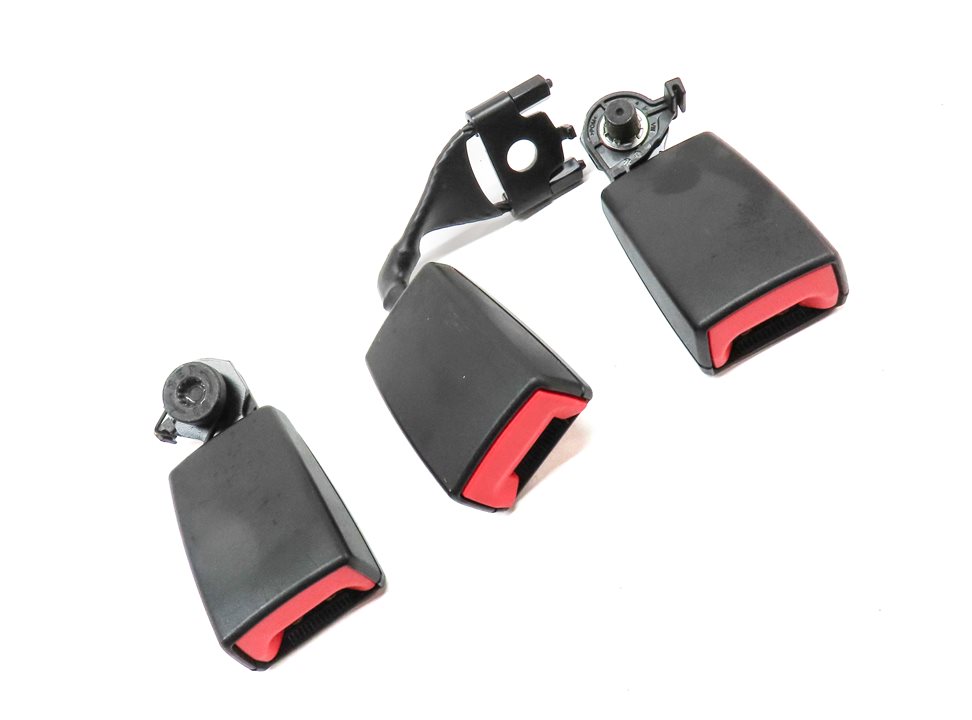 Thumbnail 3: 14 PORSCHE CAYENNE 958 REAR LEFT CENTER RIGHT SEAT SEATBELT BUCKLE RECEIVER SET