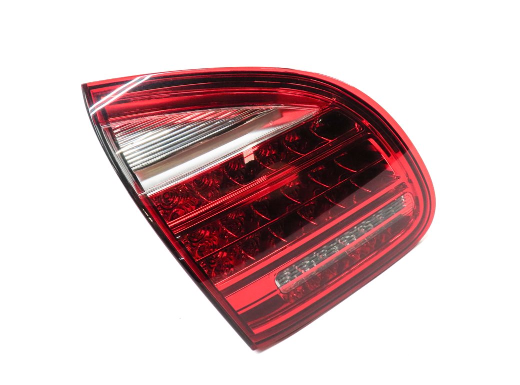 Thumbnail 3: 2011-2014 PORSCHE CAYENNE (958) LEFT DRIVER REAR INNER TAILLIGHT LIGHT LAMP