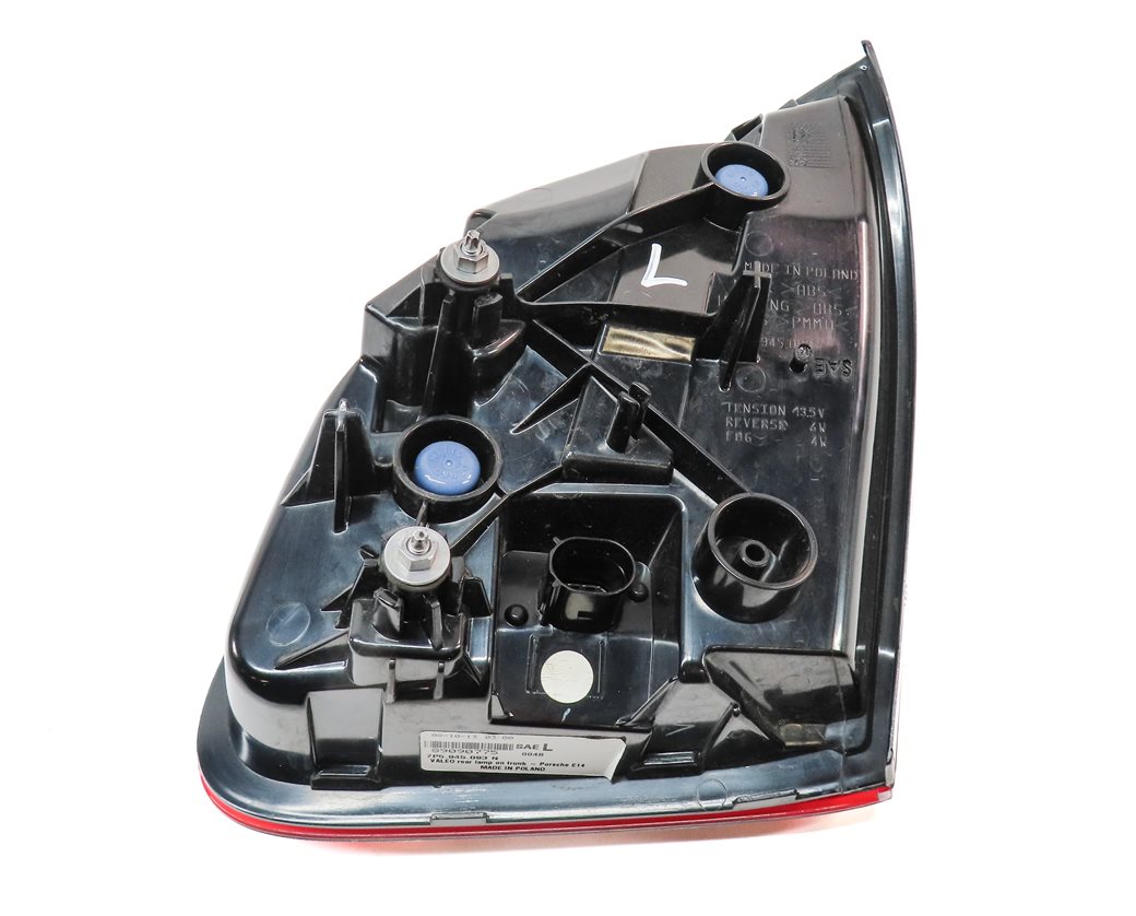Thumbnail 4: 2011-2014 PORSCHE CAYENNE (958) LEFT DRIVER REAR INNER TAILLIGHT LIGHT LAMP