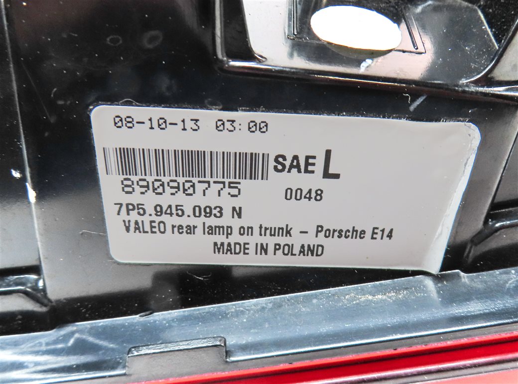 Thumbnail 5: 2011-2014 PORSCHE CAYENNE (958) LEFT DRIVER REAR INNER TAILLIGHT LIGHT LAMP