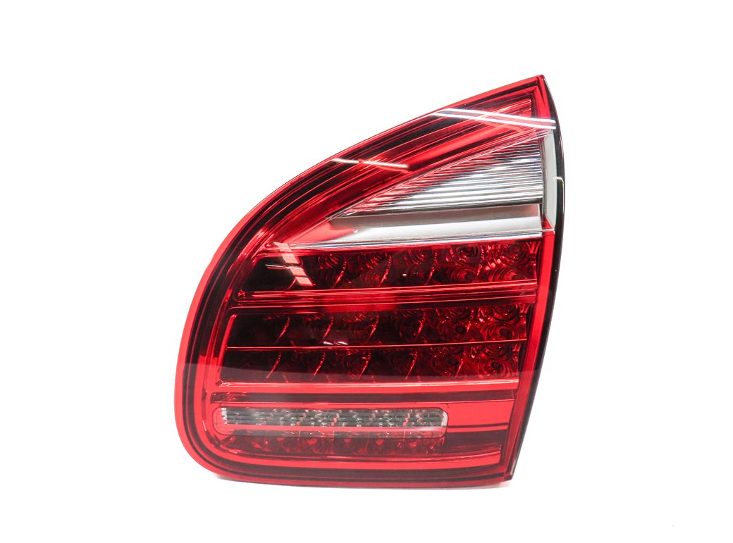 Thumbnail 3: 2011-2014 PORSCHE CAYENNE (958) RIGHT PASSENGER INNER TAILLIGHT LIGHT LAMP