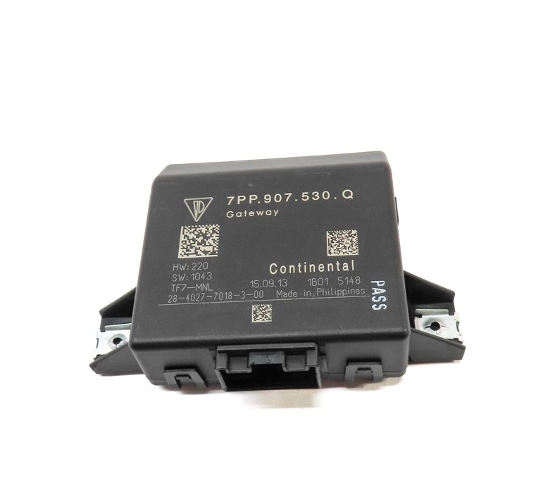 Thumbnail 2: 2014 PORSCHE CAYENNE (958) GATEWAY INTERFACE COMPUTER CONTROL MODULE
