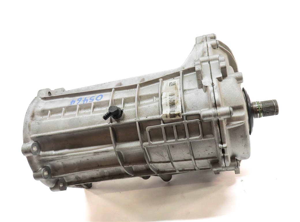 Thumbnail 2: 2014 PORSCHE CAYENNE (958) 3.6L FRONT MPT TRANSFER CASE w/out SHIFT MOTOR