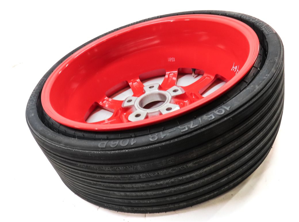 Thumbnail 3: 20123-2018 PORSCHE CAYENNE (958) 18x6.5 ALUMINUM ALLOY WHEEL SPARE TIRE (RED)