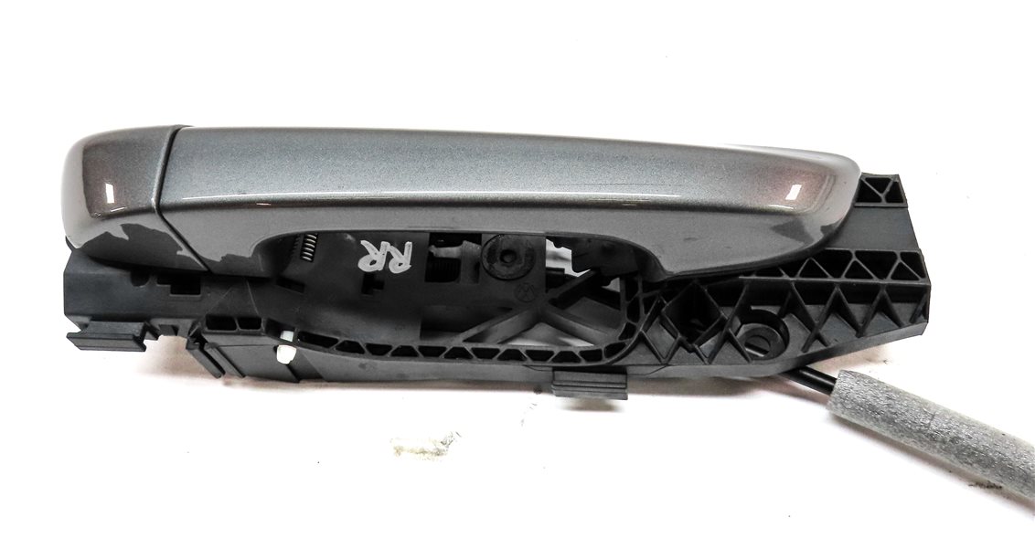 Thumbnail 4: 11-18 PORSCHE CAYENNE (958) REAR RIGHT PASSENGER DOOR HANDLE (Gray)