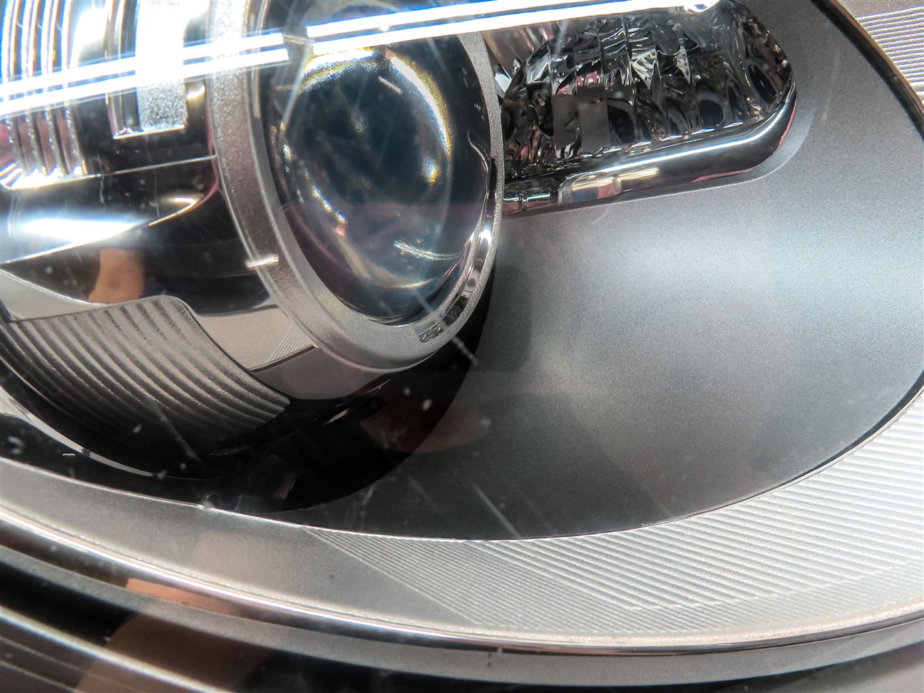 Thumbnail 9: 11-14 PORSCHE CAYENNE (958) RIGHT FRONT PASSENGER HID XENON HEADLIGHT LIGHT LAMP