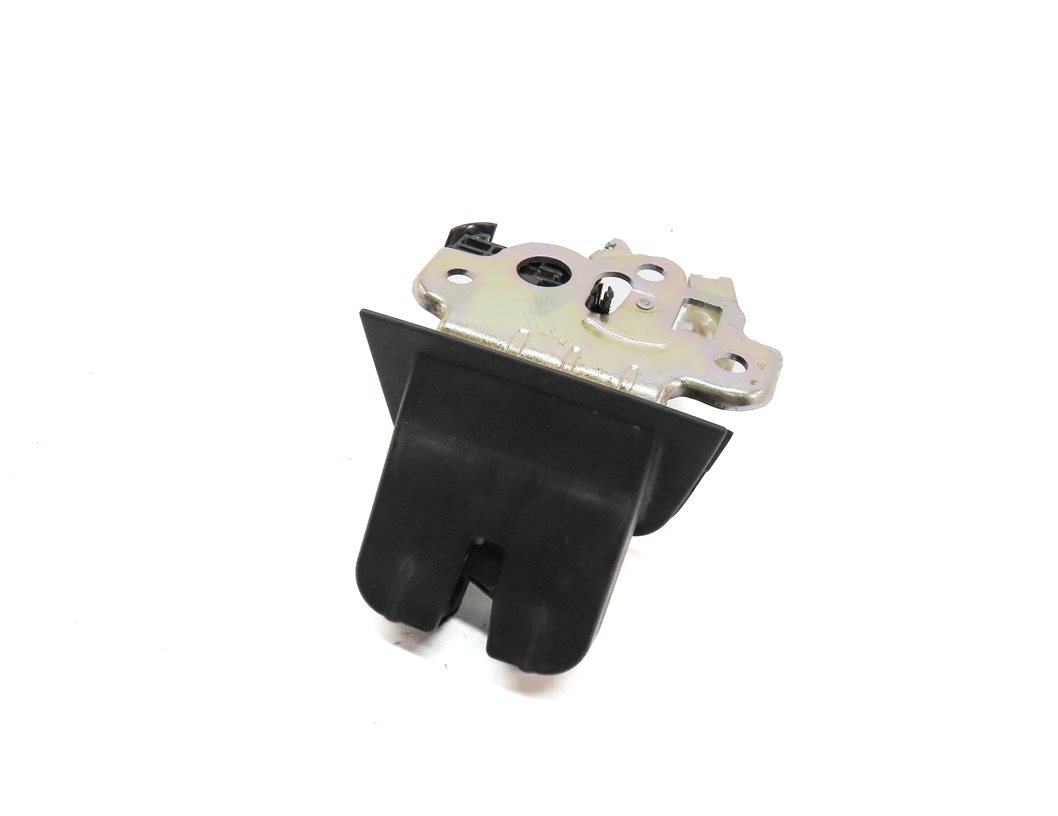 Thumbnail 1: 2015 AUDI Q7 (4L) REAR TAILGATE LIFTGATE HATCH LID LOCK LATCH ACTUATOR