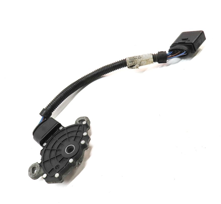 Thumbnail 3: 2015 AUDI Q7 (4L) 3.0L SUPER (CTWB) AUTOMATIC TRANSMISSION NEUTRAL SAFETY SWITCH