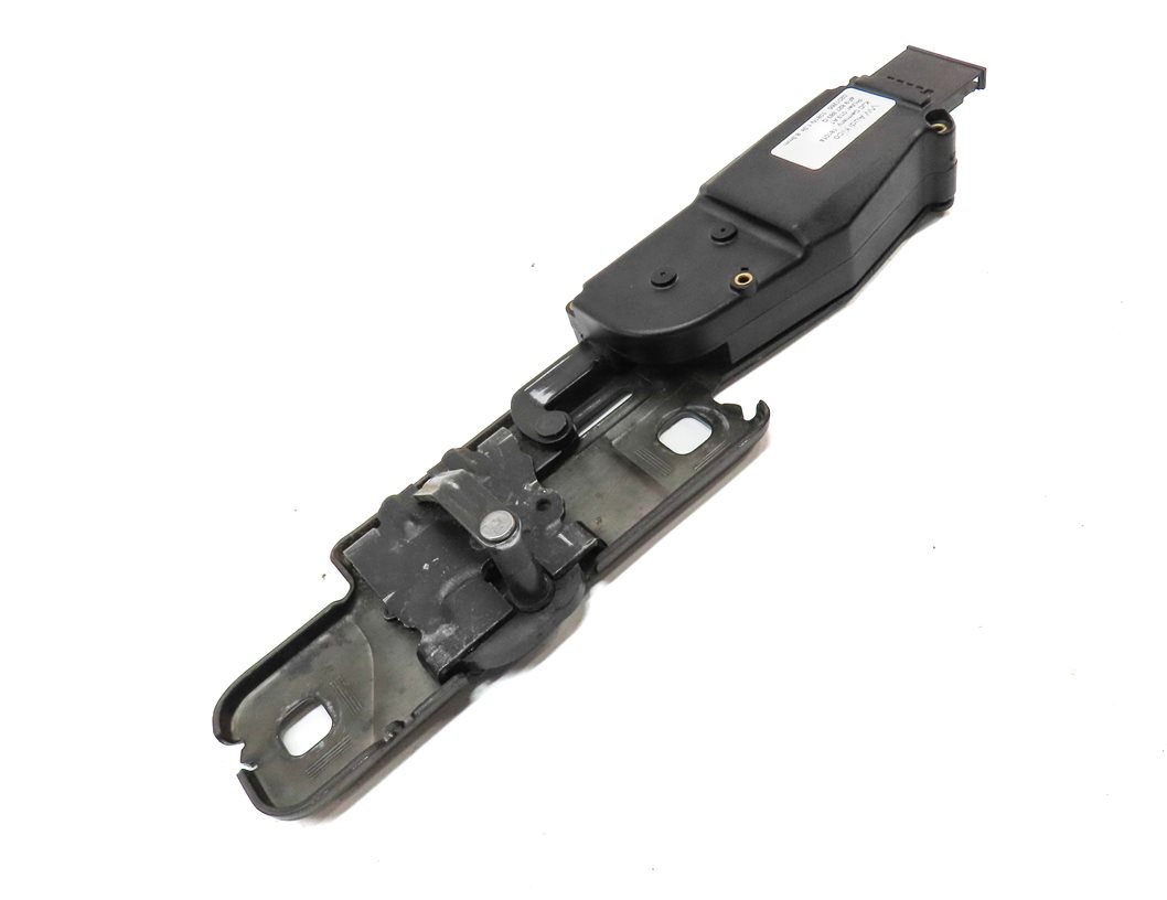 Thumbnail 3: 15 AUDI Q7 (4L) REAR TAILGATE LIFTGATE HATCH LOCK LATCH STRIKER PLATE w/ACTUATOR
