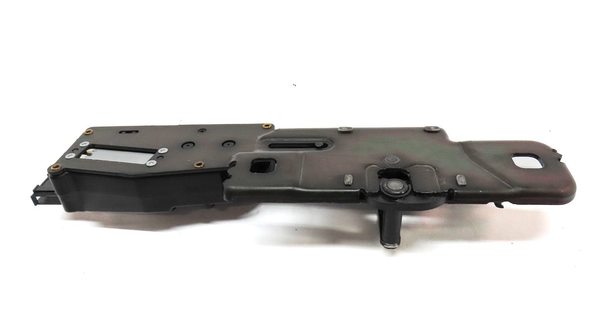 Thumbnail 6: 15 AUDI Q7 (4L) REAR TAILGATE LIFTGATE HATCH LOCK LATCH STRIKER PLATE w/ACTUATOR